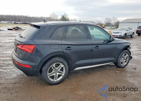 2018 Audi Q5 Premium z USA, uszkodzony, nr VIN WA1ANAFY2J2119595